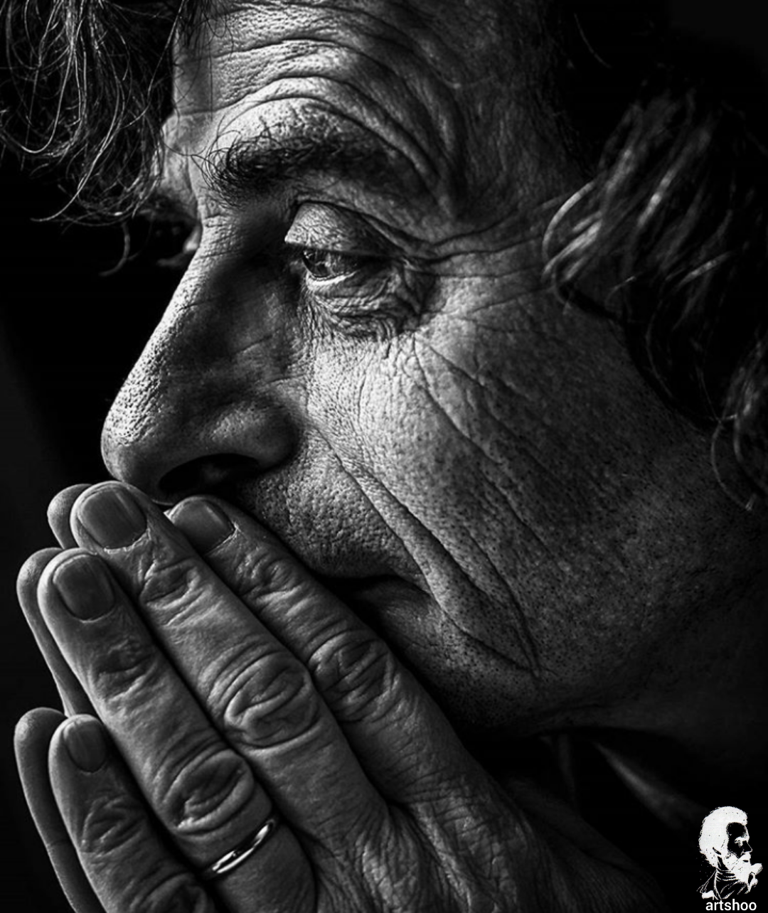 مدل پرتره سیاه قلم